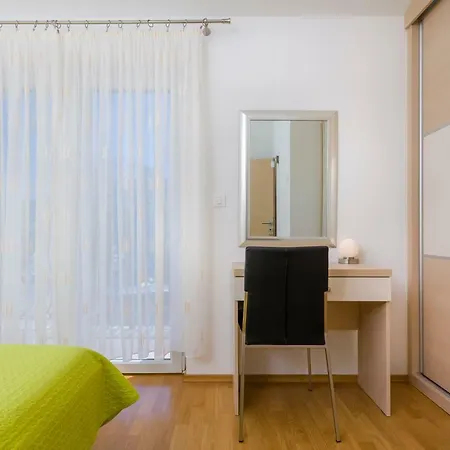 Kogo Apartment