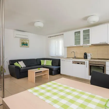 Kogo Apartment