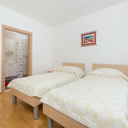 Kogo Apartment *