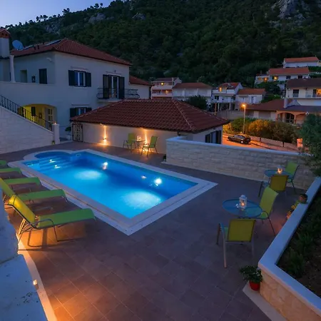 Kogo Apartment