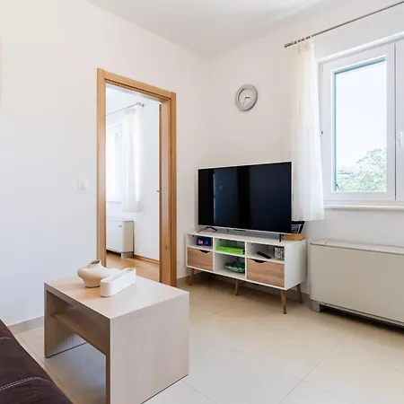 Kogo 아파트 흐바르